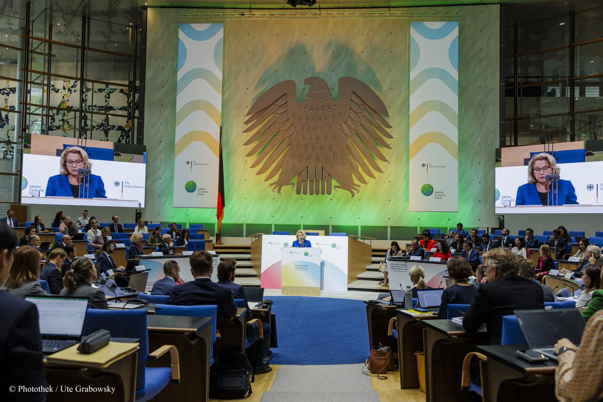 BMZ_Bund's tweet photo. Already today more than 9 billion Dollar for projects that promote #climateprotection in developing countries &amp; emerging economies – and more pledges will follow. @theGCF conference hosted by 🇩🇪 sets a strong signal of solidarity &amp; to #InspireMoreClimateAction. https://t.co/URSIhGavp4