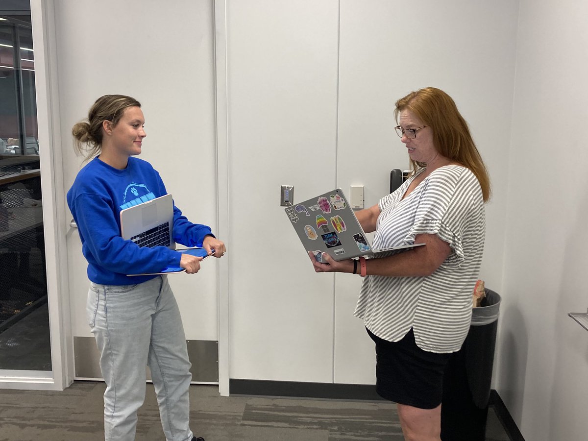 BryanMcDonaldPD's tweet image. Students worked on and shared what they believe, what staff could expect from them and what they would expect of staff. Important to define this and share. These beliefs should also drive many answers in interviews. #ucmoedlead #UCMOTeachRed