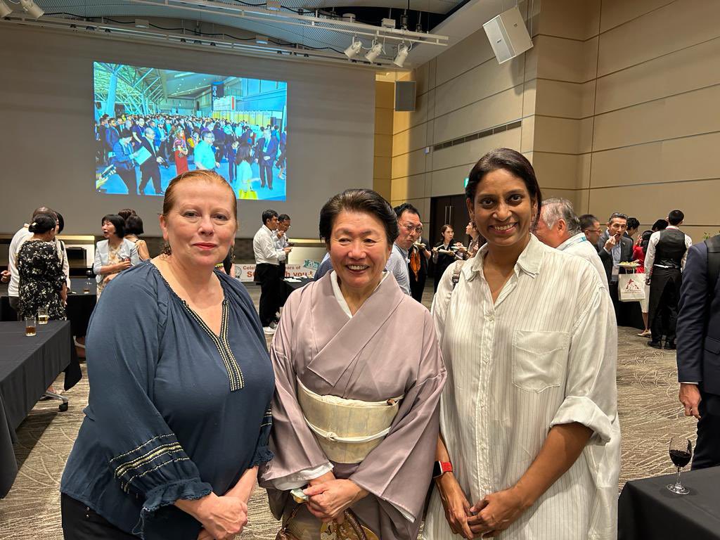 manoj_naandi's tweet photo. Every year, the best @arakucoffeein is auctioned as micro lots #GemsOfAraku brand.
In the just concluded SCAJ2023, Tokyo, Ms. Yuko Itoi showcased her lot of ARAKU Coffee.
Indian 🇮🇳 bearers were Anupama Koneru & Vinod Hegde @naandi_india with Coffee legend Sherii Johns.+ https://t.co/ca1d69UTov