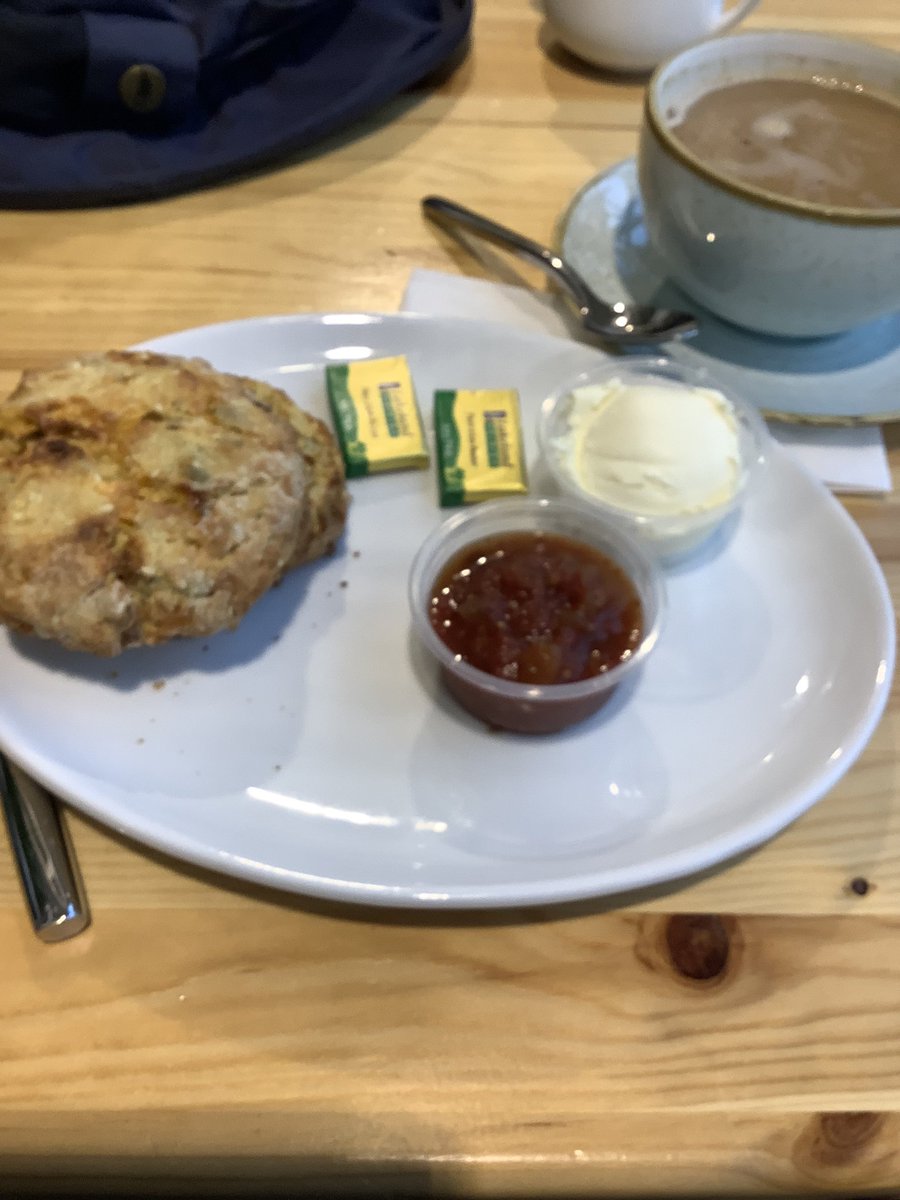 It’s a horrible wet day here. Apparently HuMum needs this 😂
That’s cream cheese and relish to go on the savoury scone <a href="/springmountgc/">Springmount Garden C</a> and apparently it’s totally yummy 😋