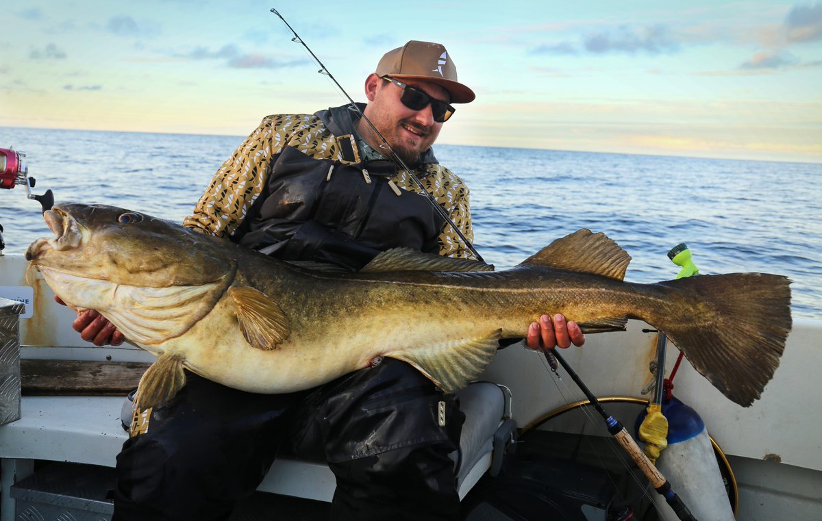 Fishmachineorg's tweet image. Testing our waterproof #fishing set in #Norway is going well. We are very happy with the jacket and trousers and their functionality. 👏 And besides, the fish cooperate with us. This amazing set will be for sale soon. 🙂
Once you wear #FISHMACHINE, you always wear FISHMACHINE! 👍