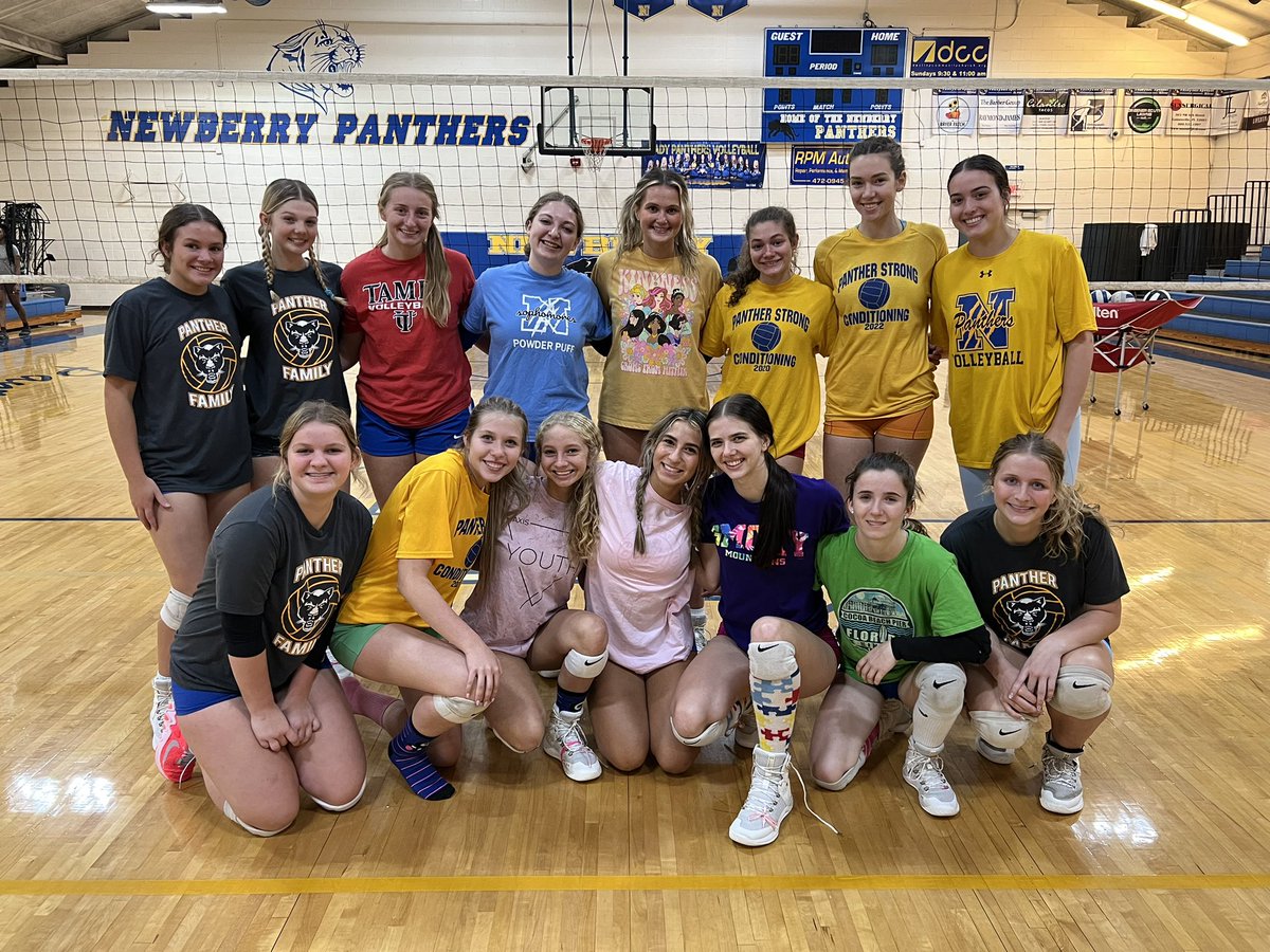 NHSPantherVB's tweet photo. Mix and match for practice?? You got it. 
#newberryvolleyball #pantherstrong #family https://t.co/s7c09wKlRj