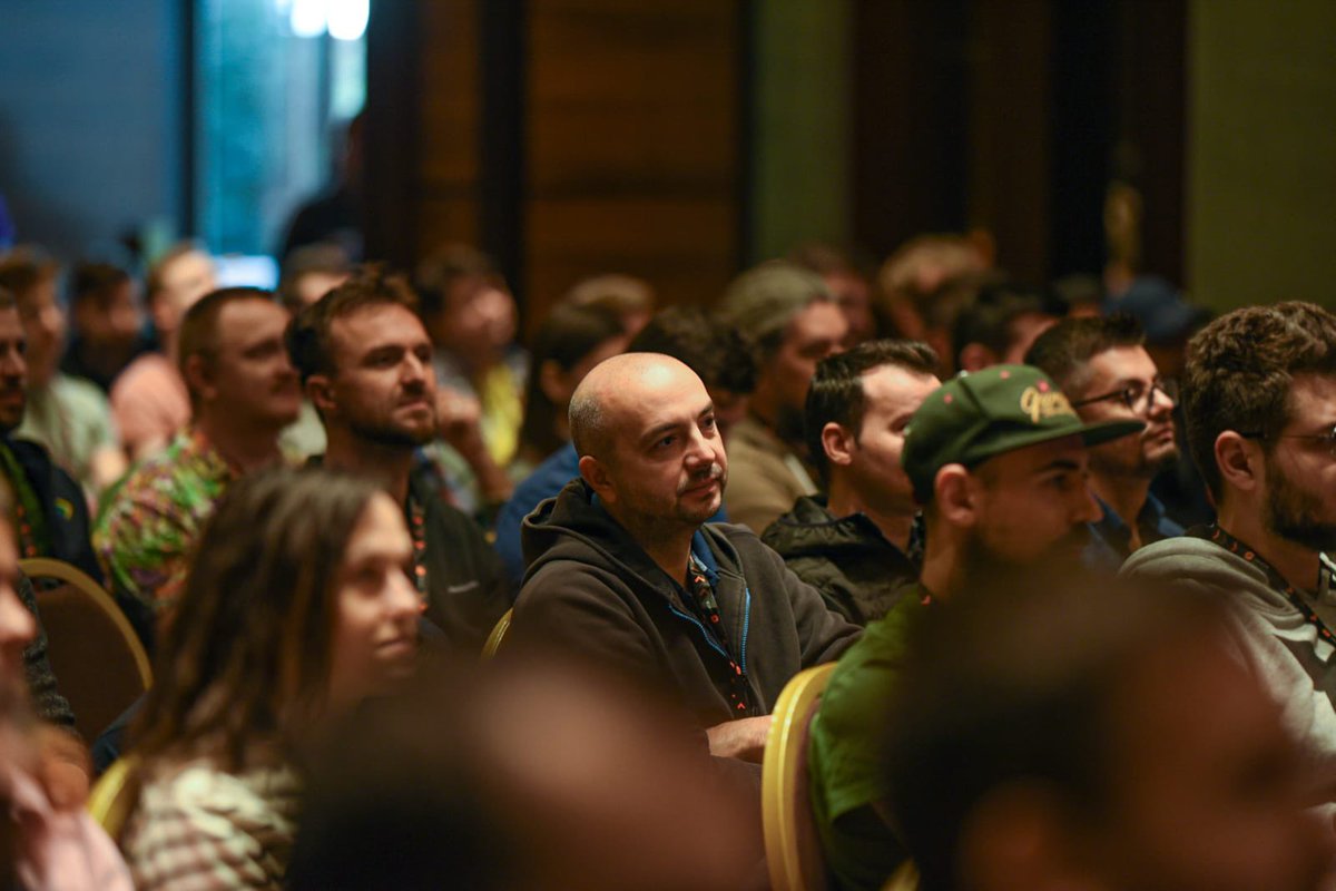 revo.js conference tweet media