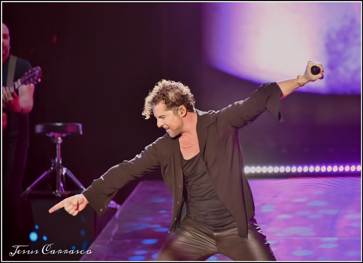 Cual es vuestra canción favorita del nuevo trabajo de <a href="/davidbisbal/">davidbisbal</a> ?#mesientovivo #davidbisbal #fotografiajesuscarrasco