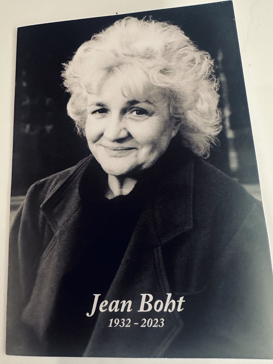 We celebrated Jean’s life yesterday in a beautiful service, with stories, memories, The Sound of Music and S Club 7.
Thank you for all your kind messages. We feel the loss of Jean and Carl painfully but we are glad to think of them together, with the dogs, cake and with music.