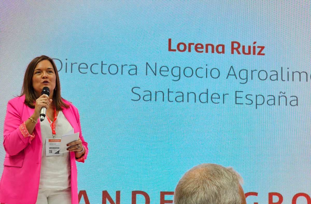 AYANETTIC's tweet photo. Ayer en @FruitAttraction  se presentó la nueva plataforma del @bancosantander, #Avanis.
#Avanis es la única plataforma digital integral abierta  para impulsar un sector agroalimentario más eficiente y  sostenible. 
@NutriNAV_ERP estará presente la plataforma como solución ERP. https://t.co/eh3eQYxZJf