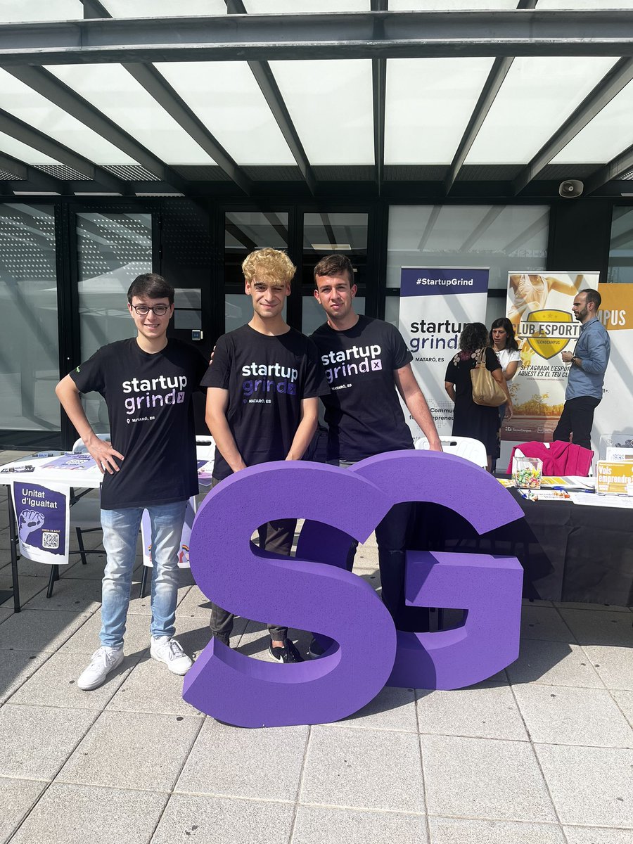 Hoy estamos en la Fira Universitaria de <a href="/TecnoCampus/">TecnoCampus</a> <a href="/AreaEmpresa/">TecnoCampus Empresa</a> 
Ven a conocernos!!! 💜🗣️