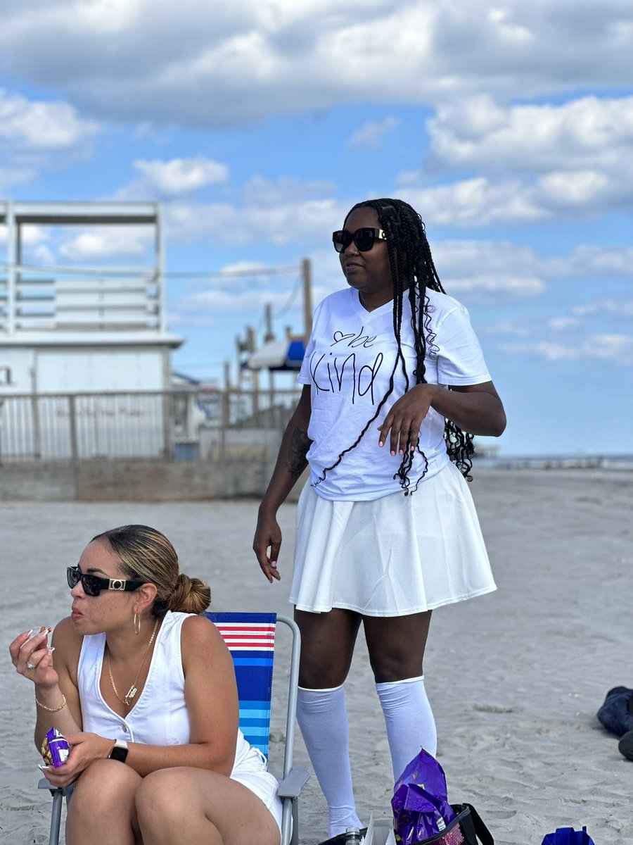Brendini0311's tweet photo. SouthSiders All White Beach Day!  Great Outing , Family Fun &amp; Volleyball Thank You Andre Gaddy for Your Leadership &amp; Making SouthSide Strong! @AKGaddy @Tom_White30 @TGabew @PelzerYessica @Wayne_KKnox @Crown_Jules315  @CarmenFaican @Nay0532 @TeamPVEOHPA @OHPAunstOHPAble https://t.co/Ivbt4oUonc