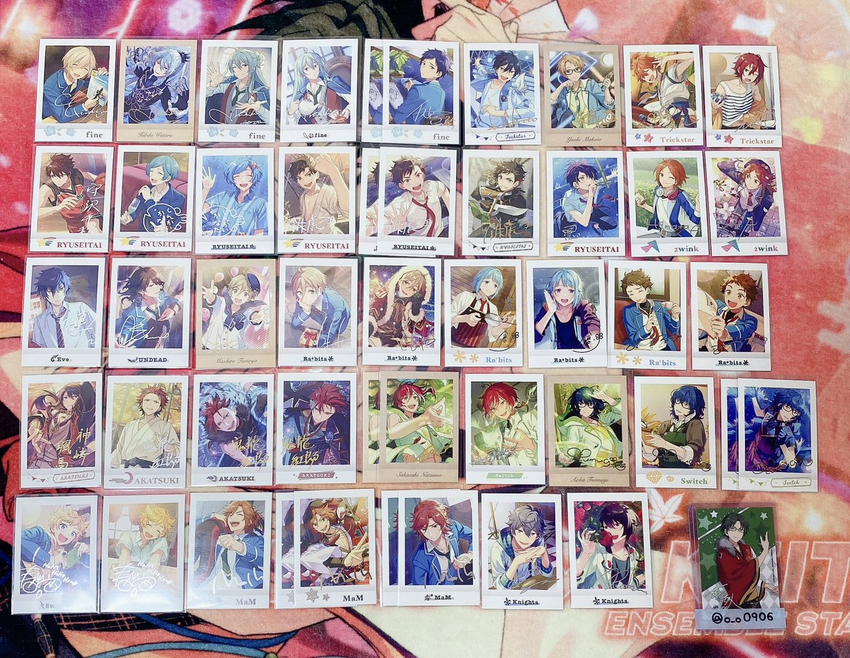 〖 交換 〗
あんスタ ぱしゃこれ 箔押し

⧉ 譲
英智 渉 弓弦 北斗 真 スバル 真緒 千秋 奏汰 鉄虎 忍 ひなた ゆうた ジュン 零 友也 創 光 颯馬 紅郎 夏目 つむぎ 宙 斑 泉 凛月

⧉ 求
同異種 敬人
身内分 追憶晃牙

⧉ 郵送のため別ツイ含め3〜希望
⧉ 晃牙くん1枚優先です