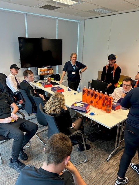 Hands up if you love Irn Bru ✋Today @CumbernauldAcad LCSC pupils had a fantastic tour at @Barr_Flavours! Thank you so much for the amazing opportunity! #steepingup #workplacevisit #employerengagement @Enable_Tweets