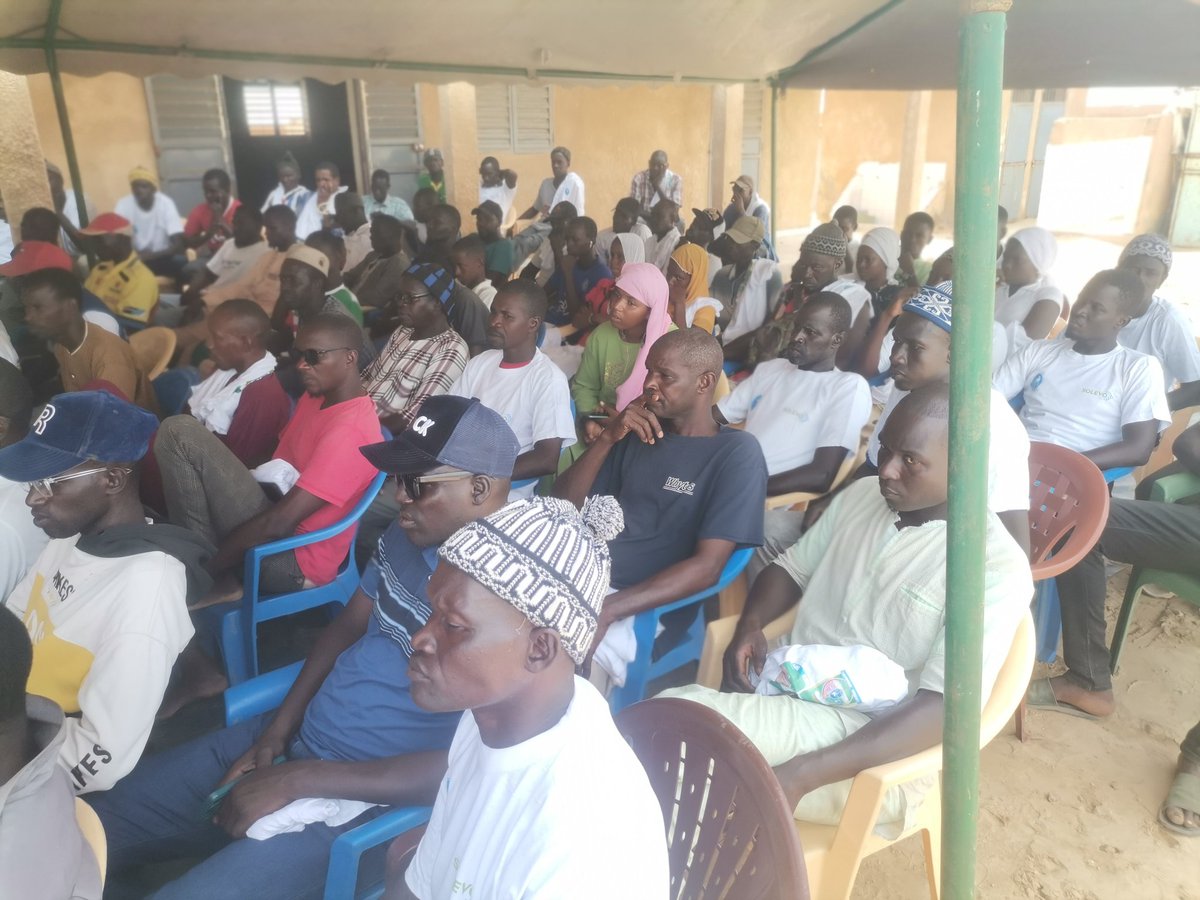 masagrisn's tweet photo. Préparation campagne 2023- 2024
 Solevo et Mas Agri rencontrent lz coopérative des producteurs de Mboudome Barrage ( Ross Bethio- Saint louis)
#sunumbay #jëfguiss #agriculture #solevo https://t.co/ubg6ocYQuW
