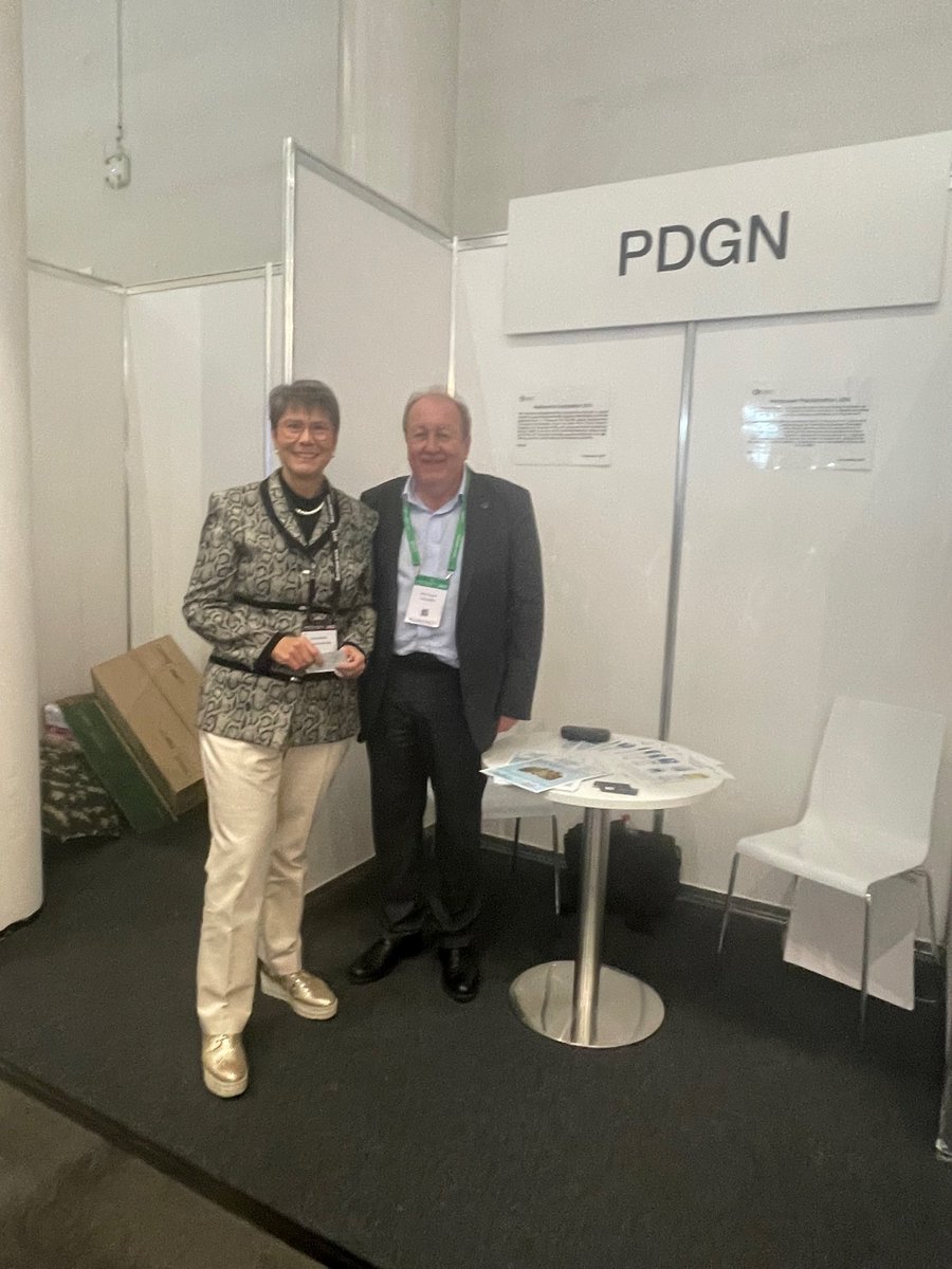 PDGN_Diabetes's tweet image. @EASDnews President Prof Chantel Matthieu visiting the PDGN stall to chat to Secretary General Adrian Sanders. #EASD2023 #PDGN @EASDnews