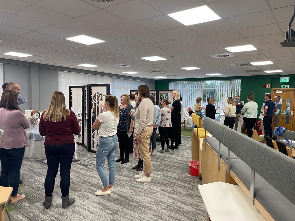 peninsulatrauma's tweet photo. Secondary and Silver Survey SIMS in full swing for #PENFTC training today. Lots of great discussion and full participation from our faculty, candidates and volunteer patients today #frailtytrauma #peninsulatraumanetwork 🩻🚑🩺🏥 https://t.co/inCQxAaw3s