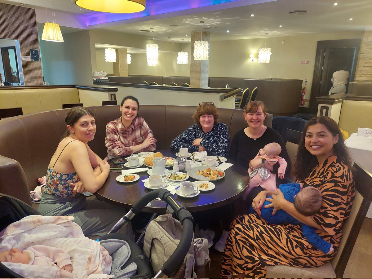 Balbriggan PHNs hosted a coffee morning in The Bracken Court Hotel to celebrate National Breastfeeding Week 2023. #InfantFeeding #Breastfeeding #IBCLC  #MakingOurCommunitiesandWorkplacesMoreBreastfeedingFriendly @HSECHODNCC