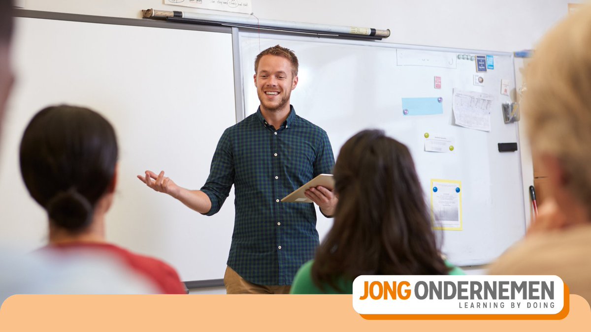 Jong_Ondernemen's tweet photo. Op de Dag van de Leraar vieren we de toewijding van leraren die ons onderwijs mogelijk maken. Aan welke leraar denk jij vandaag met dankbaarheid terug? Deel je herinneringen hieronder! 
#DagVanDeLeraar #Onderwijs #Waardering https://t.co/1y8Zu0HaFm