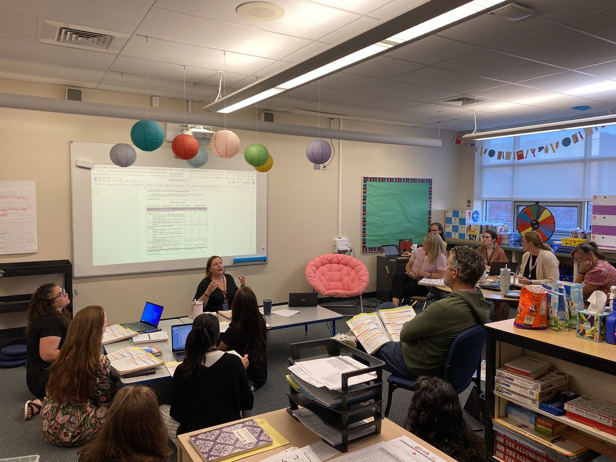 Last year our staff worked collaboratively to design a year long, fully differentiated PD model involving ongoing PD sessions designed and delivered by their peers! Today was our first session!