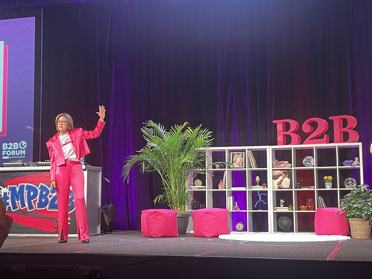 Ashley Zeckman tweet media