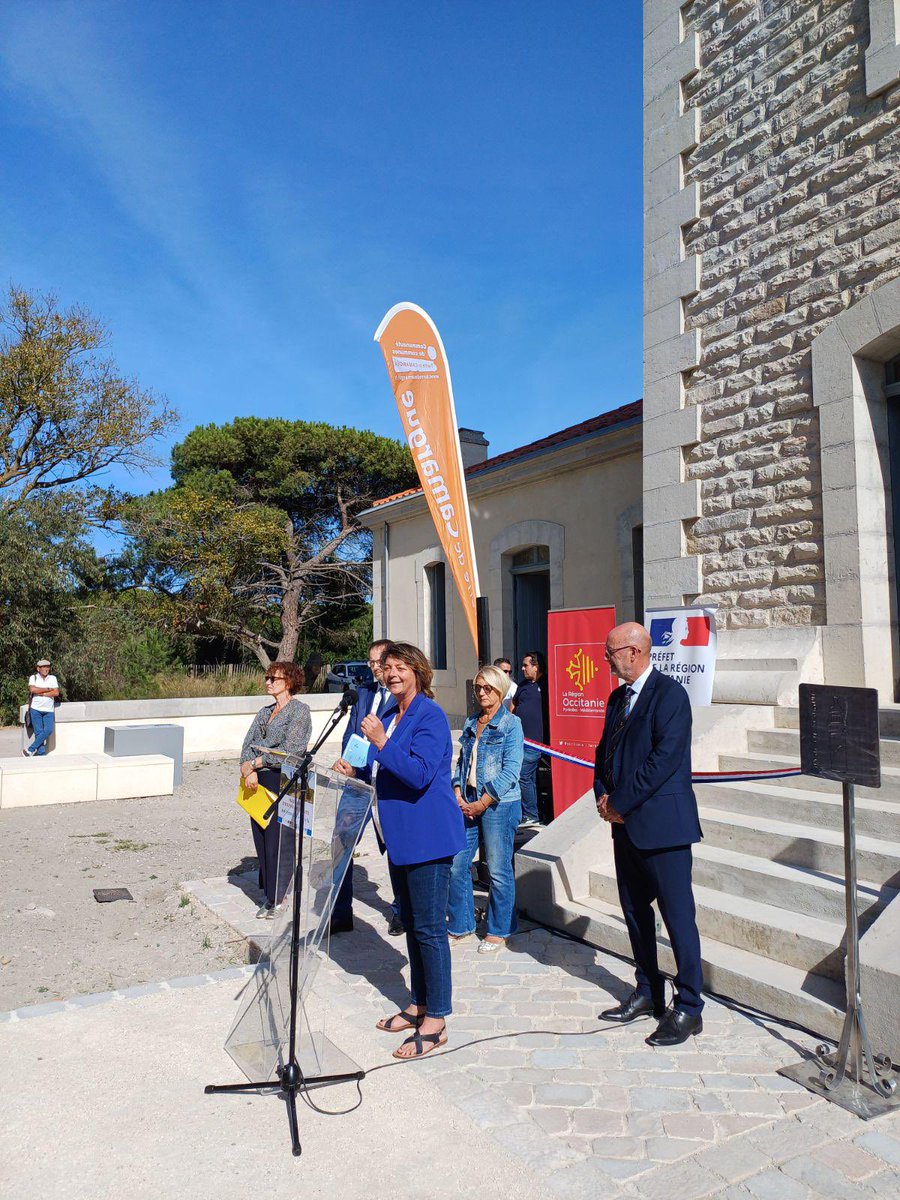 Agneslangevine's tweet image. ✂️ 🙌 Phare de l'Espiguette 
111 marches pour embrasser la beauté et l'évolution du littoral #Camargue fortement impacté par le changement climatique. Avec + de 6000 visiteurs, l'ouverture au public est le fruit du partenariat @Occitanie @littoral_cdl @Prefet30 @Gard #Grauduroi