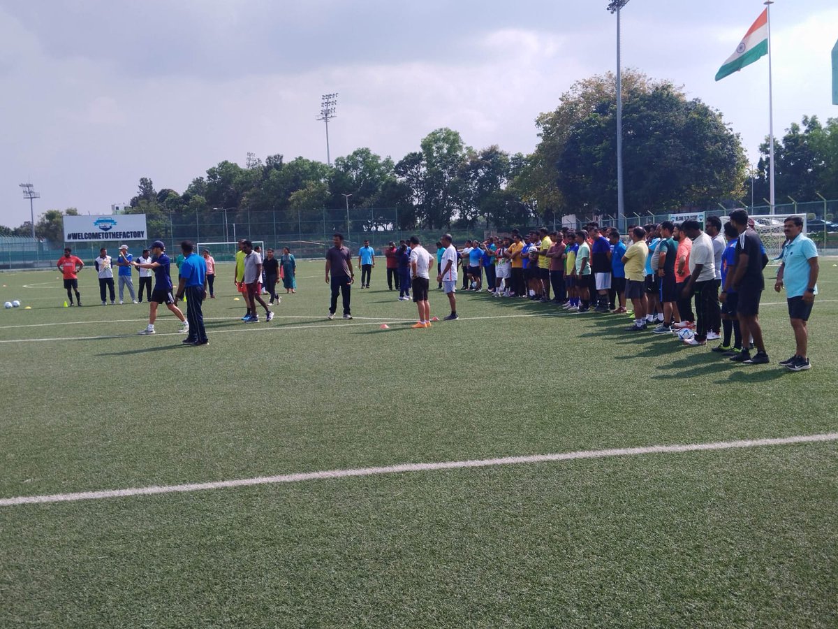 EduMinOfIndia's tweet photo. Department of School Education and Literacy, Ministry of Education, in partnership with FIFA, AIFF and SAI, organised the second phase of the Maestro Training Programme for Football in Pune, Maharashtra, as part of the Football for Schools (F4S) initiative. This program is led by two FIFA master trainers and includes 97 participants, comprising both male and female Physical Education Teachers and Trainees from 12 states besides Kendriya Vidyalaya Sangathan, Navodaya Vidyalaya Samiti and AIFF. The goal is to prepare 300 trainers, fostering a deep love for sports within schools. Join us in nurturing a passion for sports in our schools! 
⚽🎇 #Vision2047 #IndianFootball #football4schools