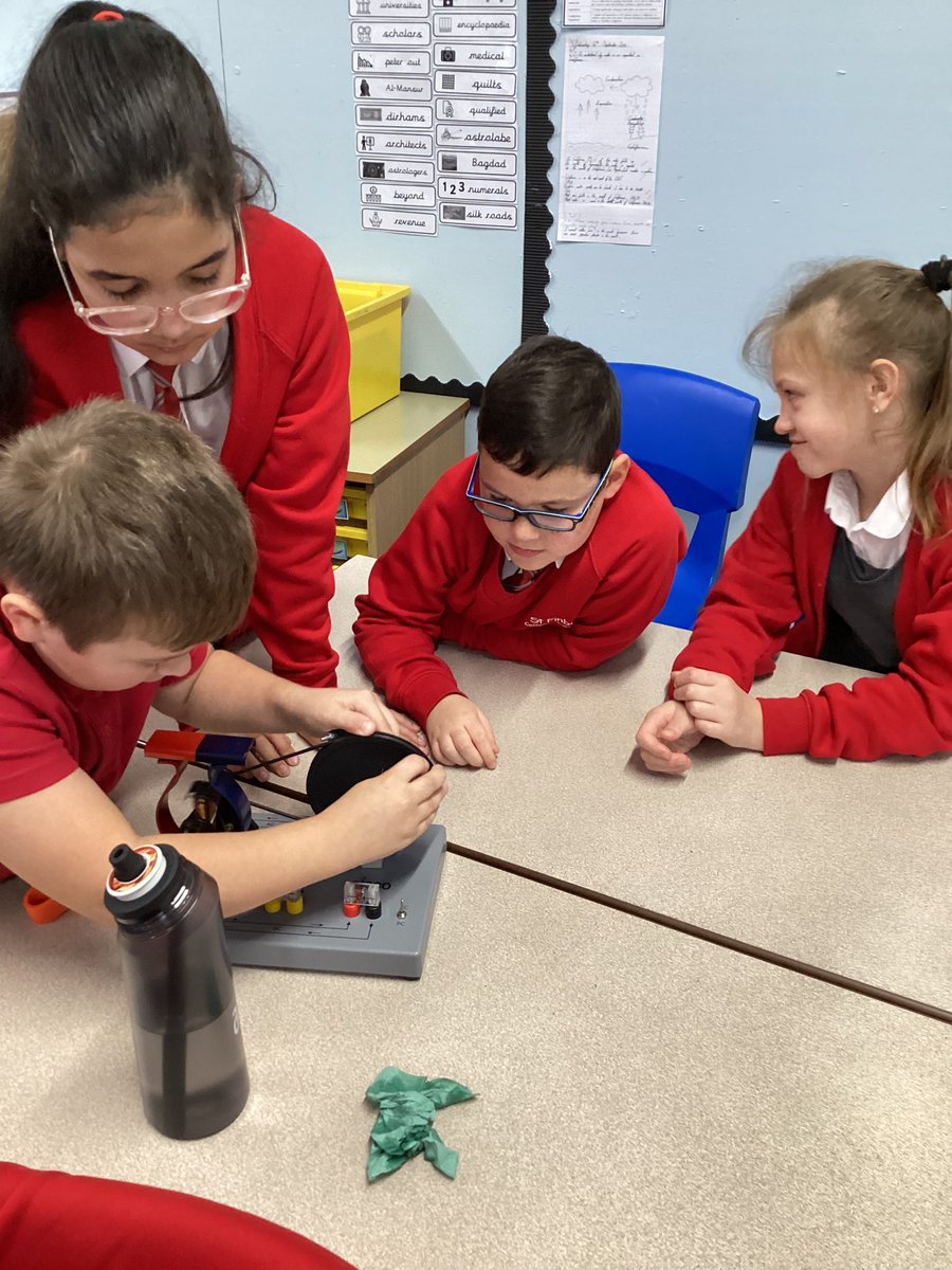 Year 5 have been learning all about hydrogen as the energy of the future. All learners were fully engaged and able to talk about how this will help reduce pollution on our planet <a href="/MadScienceGroup/">Mad Science</a> <a href="/StFinbarsSch/">St Finbar's Primary</a>