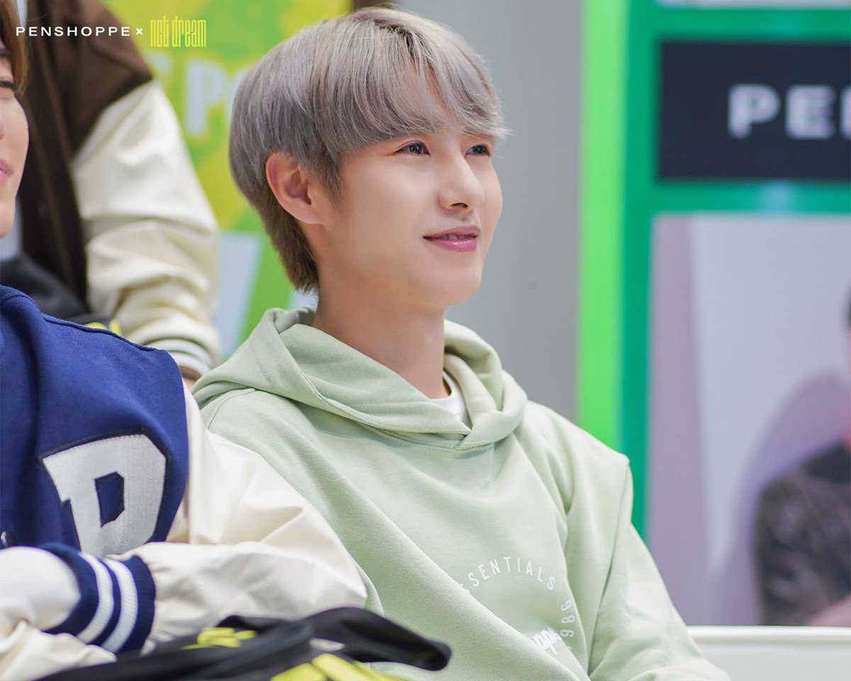 PENSHOPPE's tweet photo. PENSHOPPE TV ft. NCT DREAM is now live! 📺

Tune in now and relive their Manila visit with #PENSHOPPE! Watch ‘til the end for a surprise treat. 👀 

See you here: https://t.co/rdlTu2Iqab 🤳

#PENSHOPPE #PENSHOPPExNCTDREAM https://t.co/uhLIzw0Mn1