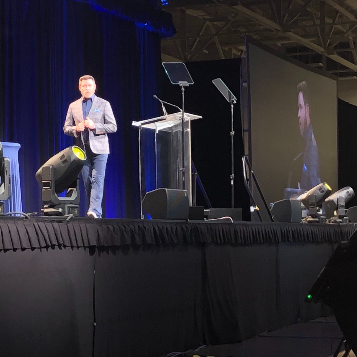 KBHCCDallas's tweet photo. 🤠 Howdy, Texas Municipal League! Welcome back to Dallas for the 111th Annual Conference and Exhibition. It's going to be an amazing event! Let's make this conference unforgettable, full of networking, learning, and collaboration. @CityOfDallas #TMLAC2023 #KBHCCD #VisitDallas https://t.co/NQ7BDkGNCA