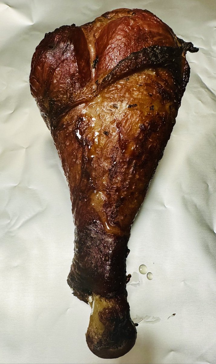 NC_beer_pride's tweet image. Smoked turkey legs are BACK!
Get them before they are gone for year again!!! #fairseason #Turkeyleg