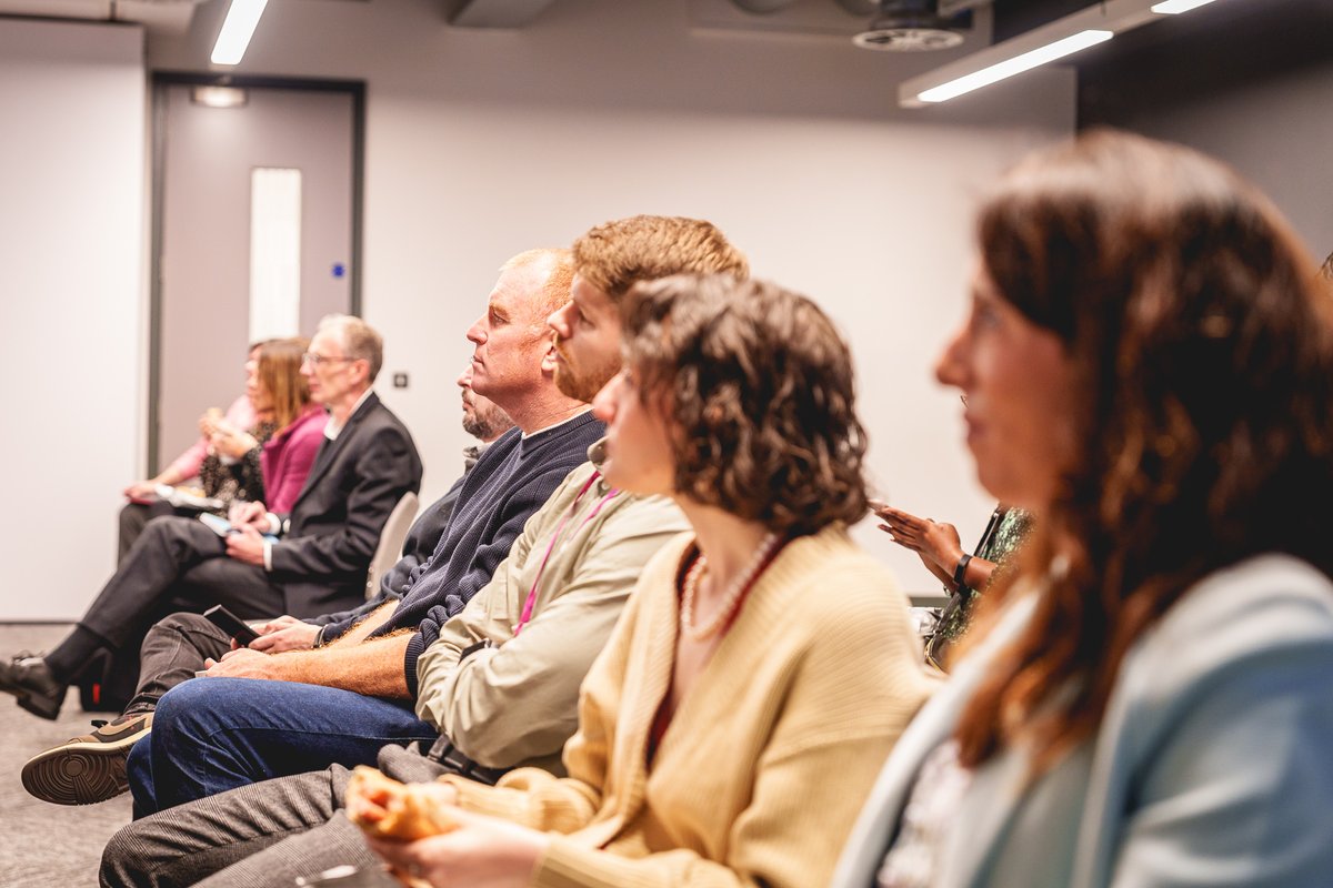 Future Direction 🚀. It was a morning of inspiration as we gathered our Hub network and ambassadors together for a briefing and updates on all the exciting developments at #GMBusinessGrowthHub. Thanks to everyone who attended. @circlesquaremcr @HBainbridge