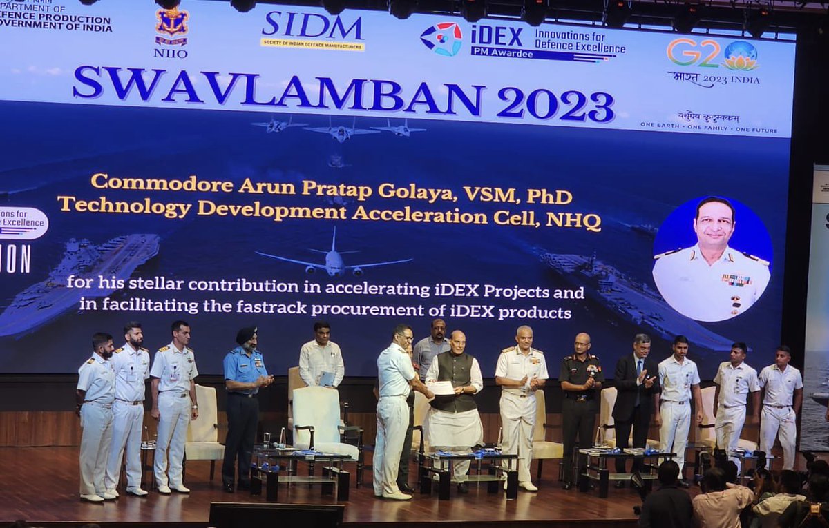 At #Swavlamban was honoured to be felicitated for my small role in accelerating defence technology development. Humbly received the recognition on behalf of all our innovators, industry partners & team #TDAC #NIIO The #SPRINT will go on to become a marathon…