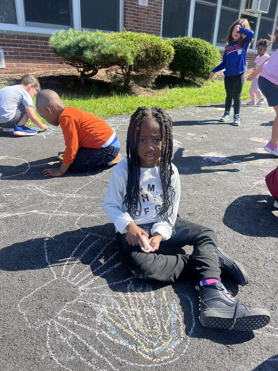 _Miss_McCabe's tweet photo. “Chalk it Up to Respect!” Chalk Walk is well underway here at Kennedy Park @CubsKp24 @Miss_Matty24 @kinderatkennedy #WeekOfRespect2023 #Cubs24 #KindergartenLife https://t.co/7CKCnGlTnP