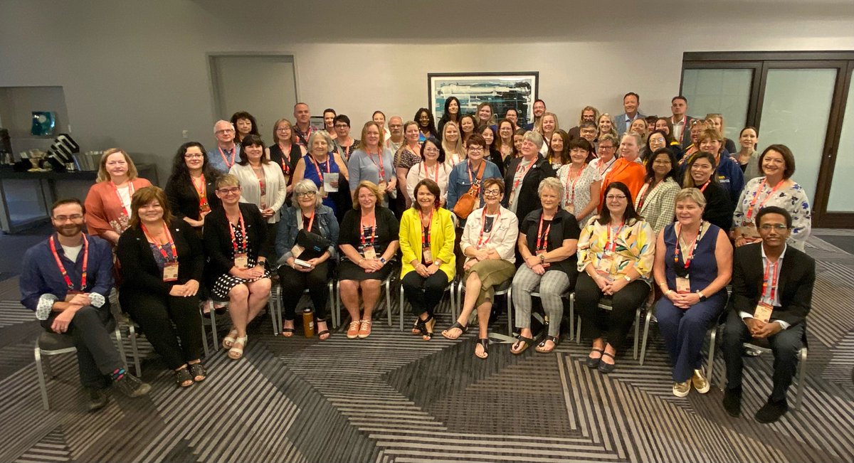RNU President Yvette Coffey is currently attending the National Executive Board Meeting of Global Nurses United in San Francisco this week with over 60 other Canadian nurses’ unions activists. 

Solidarity! #NursePower120