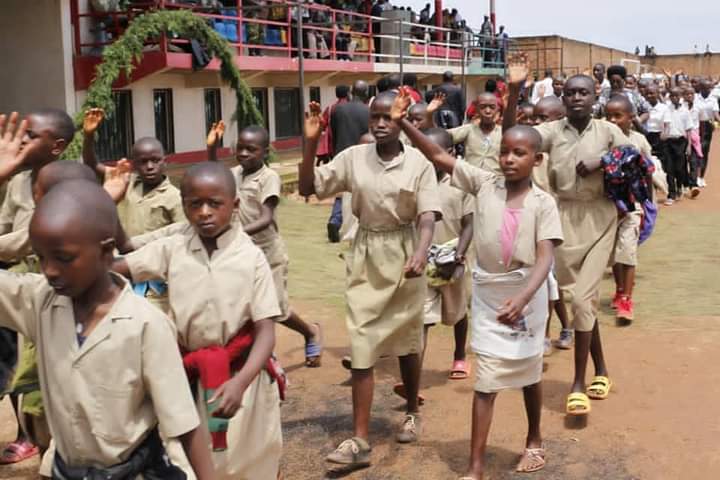 cosesona1's tweet photo. La famille syndicale  @cosesona1 profite de l'occasion pour souhaiter "Bonne fête " à tous enseignants du Burundi. https://t.co/LDxbo0R8sm