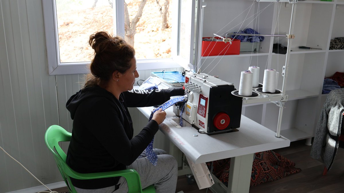GolbasiDepremm's tweet photo. Kalemkaş Köyü 7 Ekim'de gerçekleştirilecek dayanışma etkinliğine hazırlanıyor. Gençlik Merkezi ve Kadın Dayanışma Merkezi kuruluş çalışmaları sürüyor... https://t.co/GGjKupUyzX
