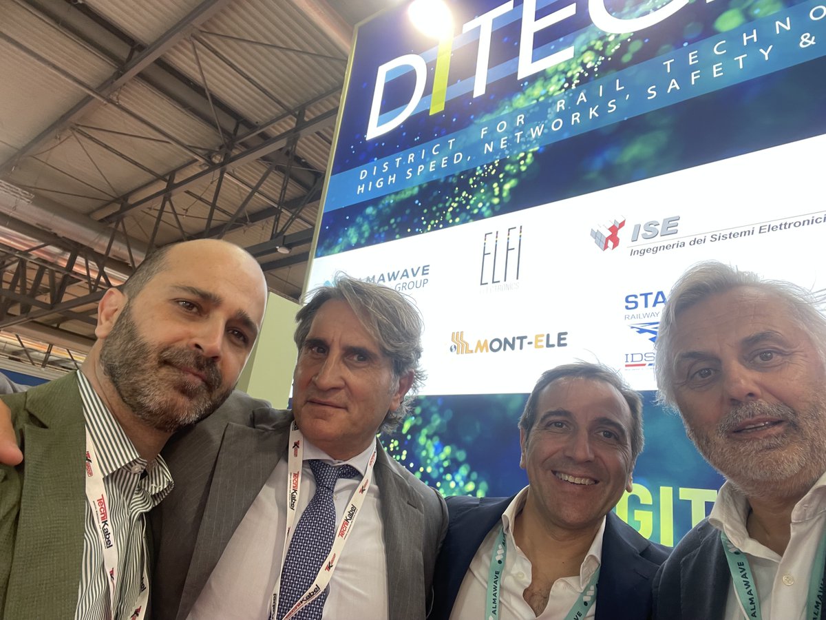 Almawave's tweet photo. Continuano gli interventi ad #EXPOferroviaria. I nostri esperti Antonio Cerqua e Raniero Romagnoli hanno avuto la possibilità di raccontare il potenziale delle nostre soluzioni tecnologiche per l'ambito #transportation. L'#ai è vero e proprio game changer del settore https://t.co/kERM3zY9fT