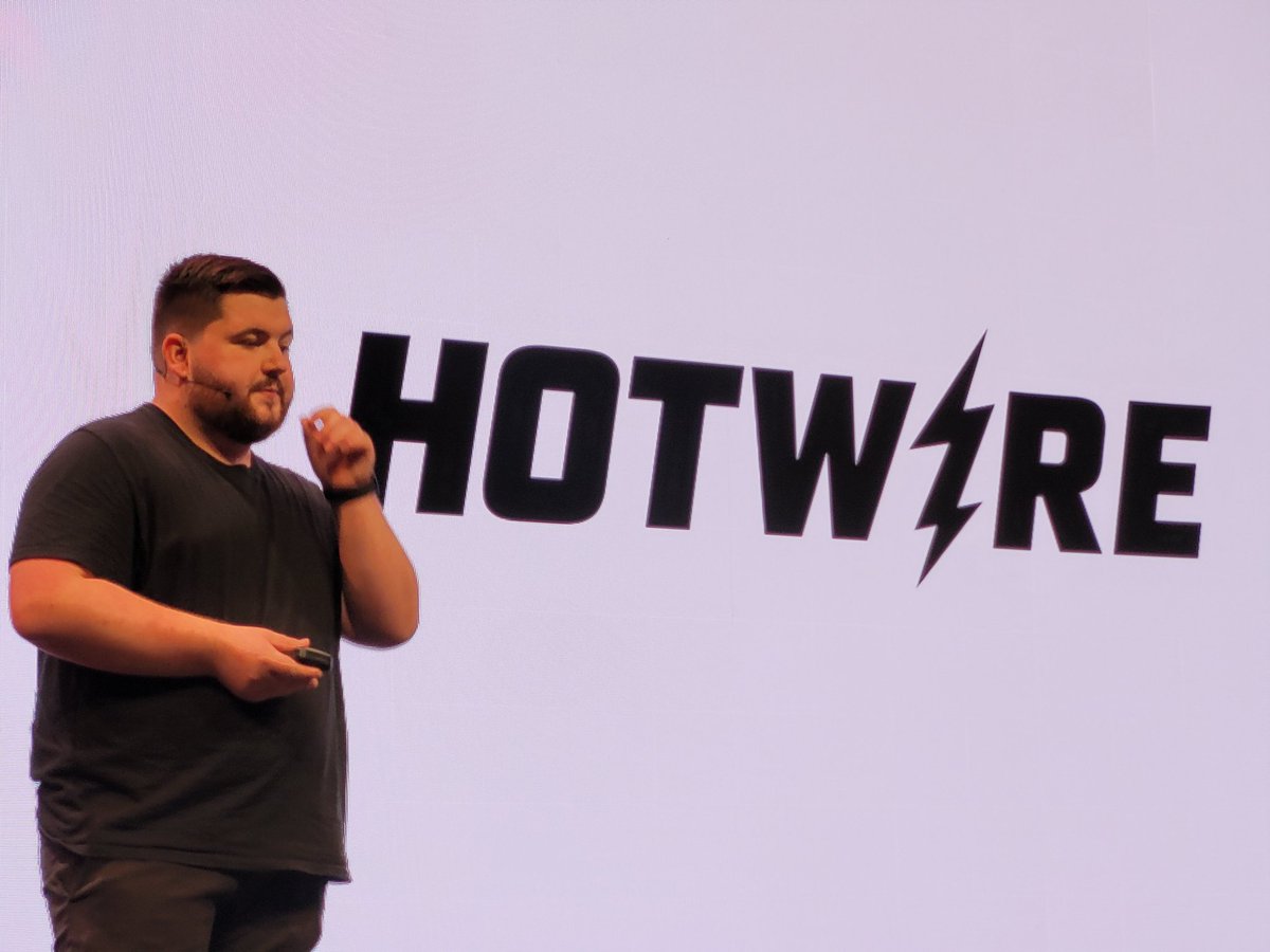 alexanderadam tweet media