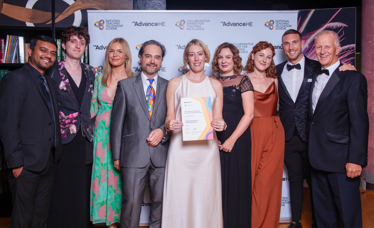 Our Anatomy team attended the <a href="/AdvanceHE/">Advance HE</a> awards on 28 September in Birmingham! The team won the Collaborative Awards for Teaching Excellence award for ‘Broadening the reach of Anatomy Education’ for their role in the 'My Dead Body' documentary.
advance-he.ac.uk/news-and-views…