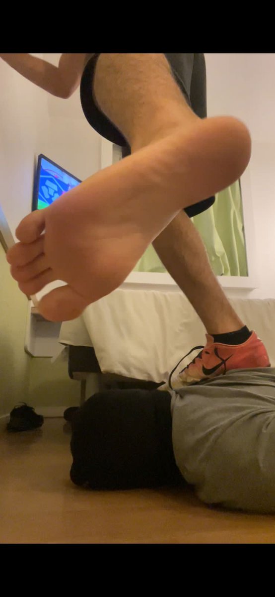 MasterJohnny03's tweet photo. NEW VIDEO 
Mercilessly trampling the poor slave. DM if you want to buy it.

@RT4Masters2 @MASTER_UPDATES https://t.co/w1IkxPCYgL