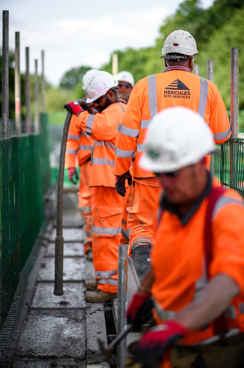 hercules_plc's tweet photo. We note the government’s announcement yesterday about the future of HS2. The decision has no impact on our current section of HS2 between London and Birmingham.

We remain committed to this project and will continue to work closely with our clients and partners on this project https://t.co/SRXAdlr4jm