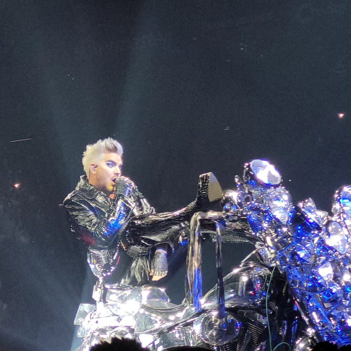 dianik_bg's tweet photo. Adam Lambert & Queen
Worth every penny.
#alwaysgototheshow #livemusic #queenadamlambert #6throw #legends
https://t.co/RD8HU7XL2U https://t.co/WJQqjPUEg1
