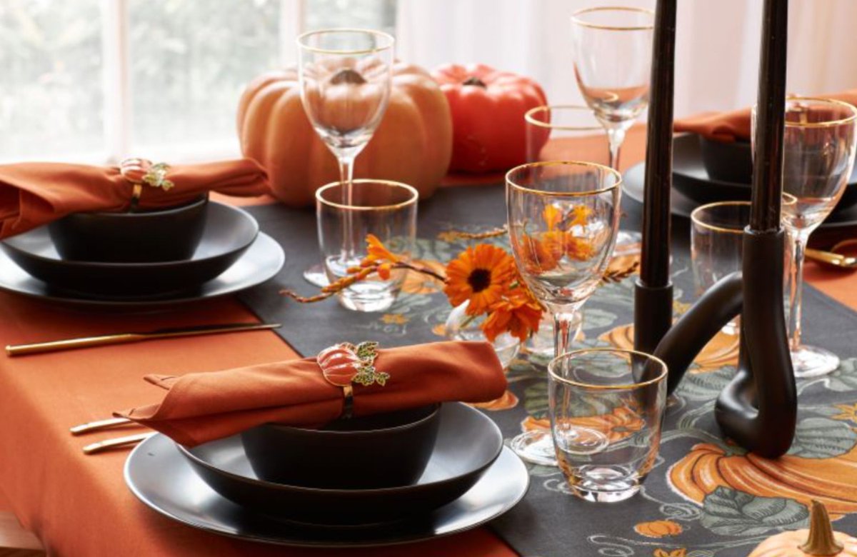 🔵 Halloween : cette collection H&amp;M Home est parfaite pour nous plonger dans l'ambiance dlvr.it/Sx2Mnm