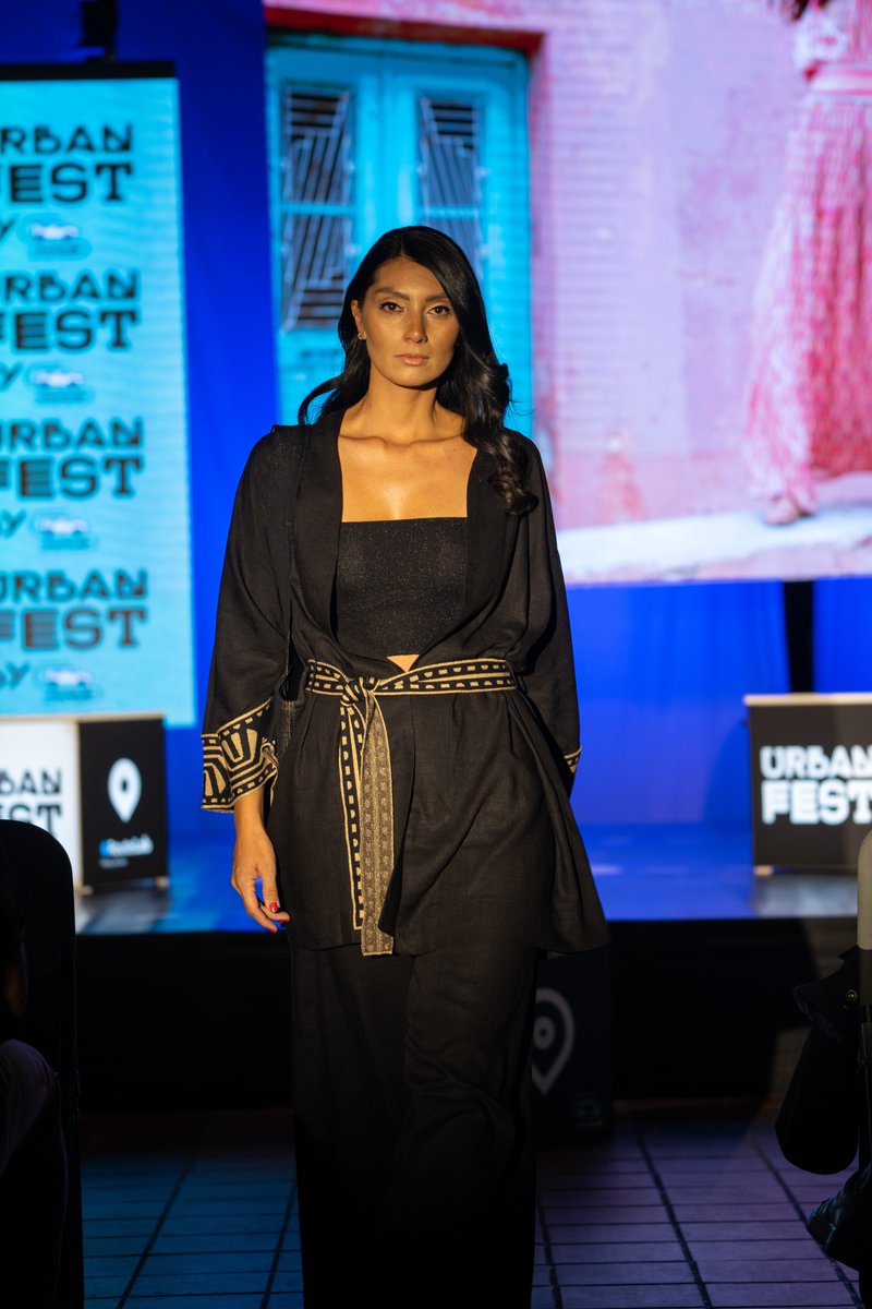 route_lab's tweet photo. URBAN FEST by #Routelab
Ο χώρος διεξαγωγής του Routelab μετατράπηκε σε διάδρομο για πασαρέλα! Μοντέλα παρέλασαν με ρούχα της εταιρίας AGGEL KNITWEAR!
#catwalk #fashion #models #experience #creativity #greece #patras #create #industry #creative #culture #growth #Knit #clothes https://t.co/wPsqa94zVU