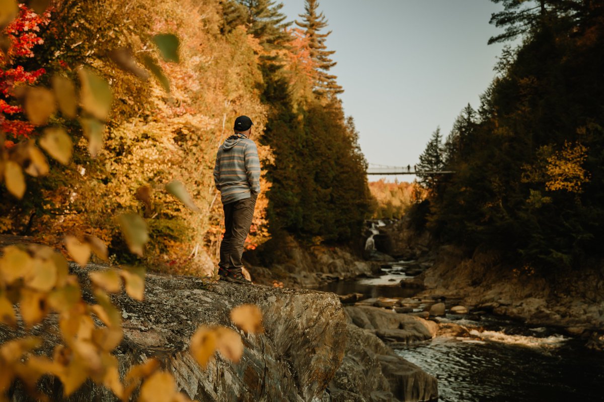 Tourisme Chaudière-Appalaches (@chaudapp) on Twitter photo Voici les suggestions de sorties de notre équipe pour profiter du mois d'octobre pour VRAI!
tourismeca.com/3PKeqmN
📍 : 1. Sentiers du Mont Orignal | 2. Parc de la Chute Ste-Agathe
📷 : 1. Alysson Gallant | 2. <a href="/Stefallard/">Stéphanie Allard</a>
#ChaudiereAppalaches #AVivrePourVrai #automne #quebec Voici les suggestions de sorties de notre équipe pour profiter du mois d'octobre pour VRAI!
tourismeca.com/3PKeqmN
📍 : 1. Sentiers du Mont Orignal | 2. Parc de la Chute Ste-Agathe
📷 : 1. Alysson Gallant | 2. <a href="/Stefallard/">Stéphanie Allard</a>
#ChaudiereAppalaches #AVivrePourVrai #automne #quebec