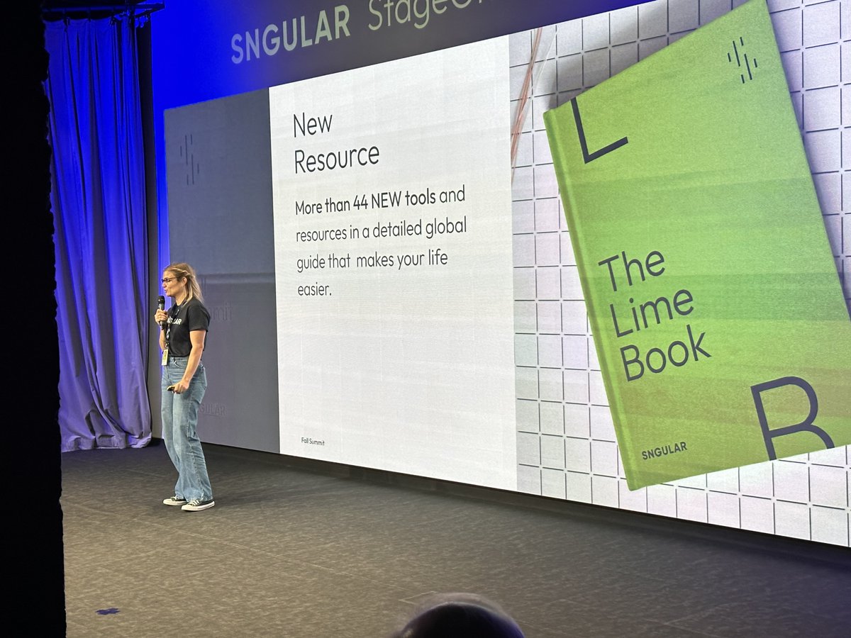sngular's tweet photo. 🚀#FallSummit: presentamos nuestra nueva marca que es también nuestra colaboración como equipo #ONESNGULAR.

💡Reuniones que alinean, fortalecen valores e impulsan innovación.

🎉Todo sin olvidar la DIVERSIÓN que nos caracteriza y refuerza nuestra unión.

@quesarah2, @jlvallejo https://t.co/OqIaatEAiy