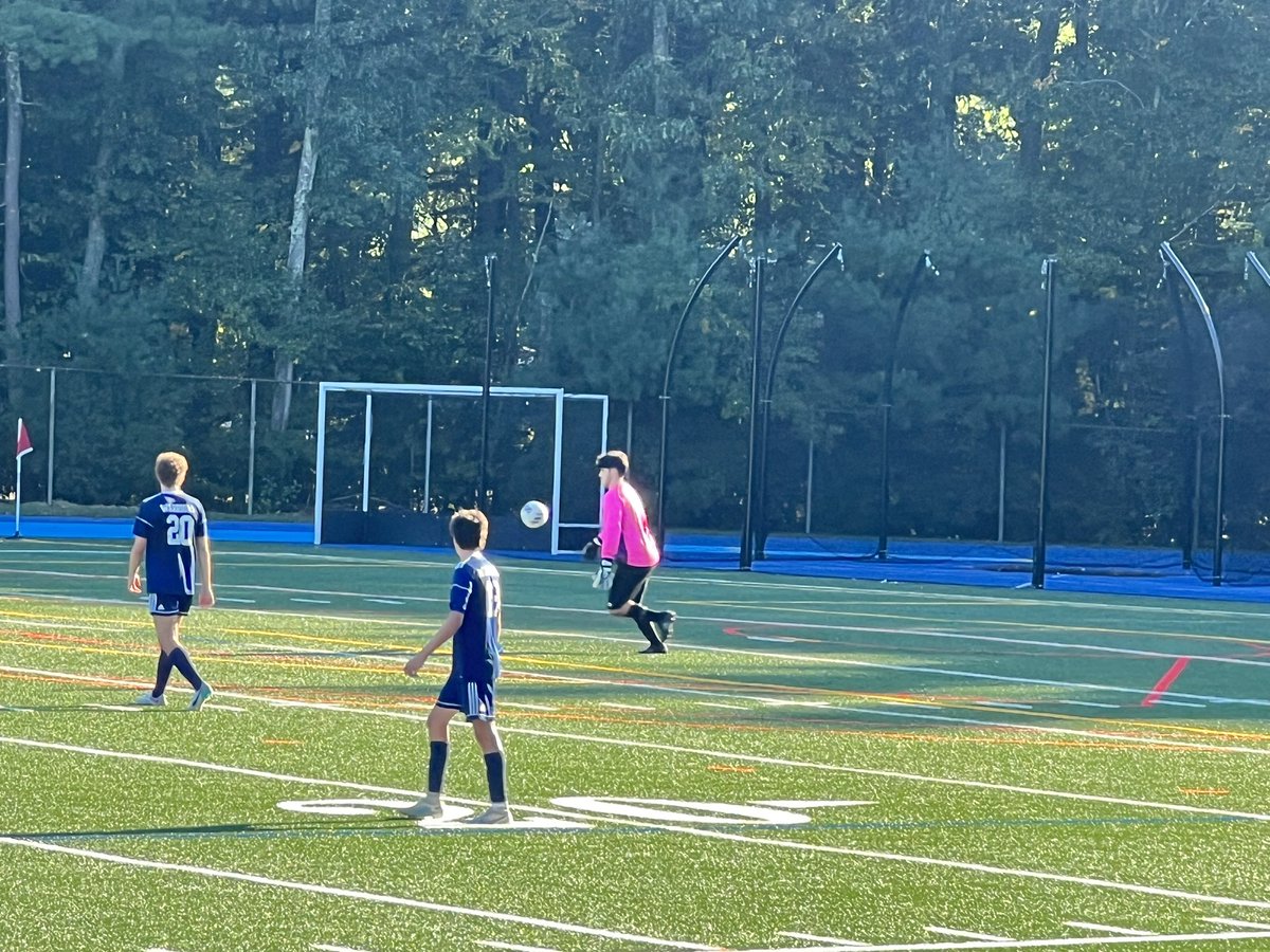 hmhunt76's tweet photo. Seekonk 2, West Bridgewater 0.  Sebastian Rebelo and Connor Sears with goals⚽️. Let’s go Warrior’s!! 
@DrWhalen3 
@SeekonkHS 
@SeekonkWarrior https://t.co/J4bUv3W4Bm