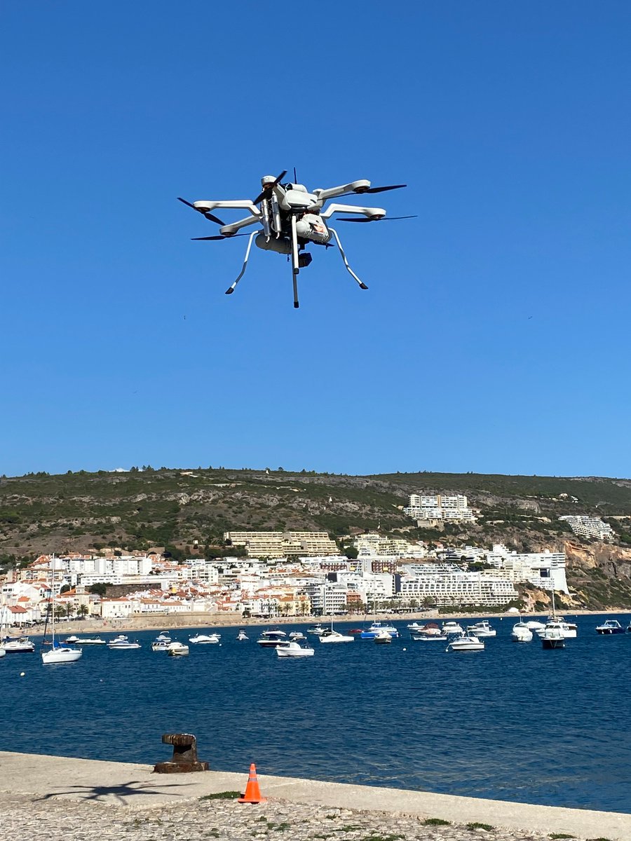 NATO_ACT's tweet photo. An excellent demonstration of Multi-Domain Operations: #DynamicMessenger'23 integrated underwater assets, uncrewed air &amp; surface capabilities, alongside crewed systems—all empowered by 5G, SATCOMs and space-borne sensors.

More ℹ️: https://t.co/XyHFNumqwJ

#WeAreNATO https://t.co/3vj0W5g2aF