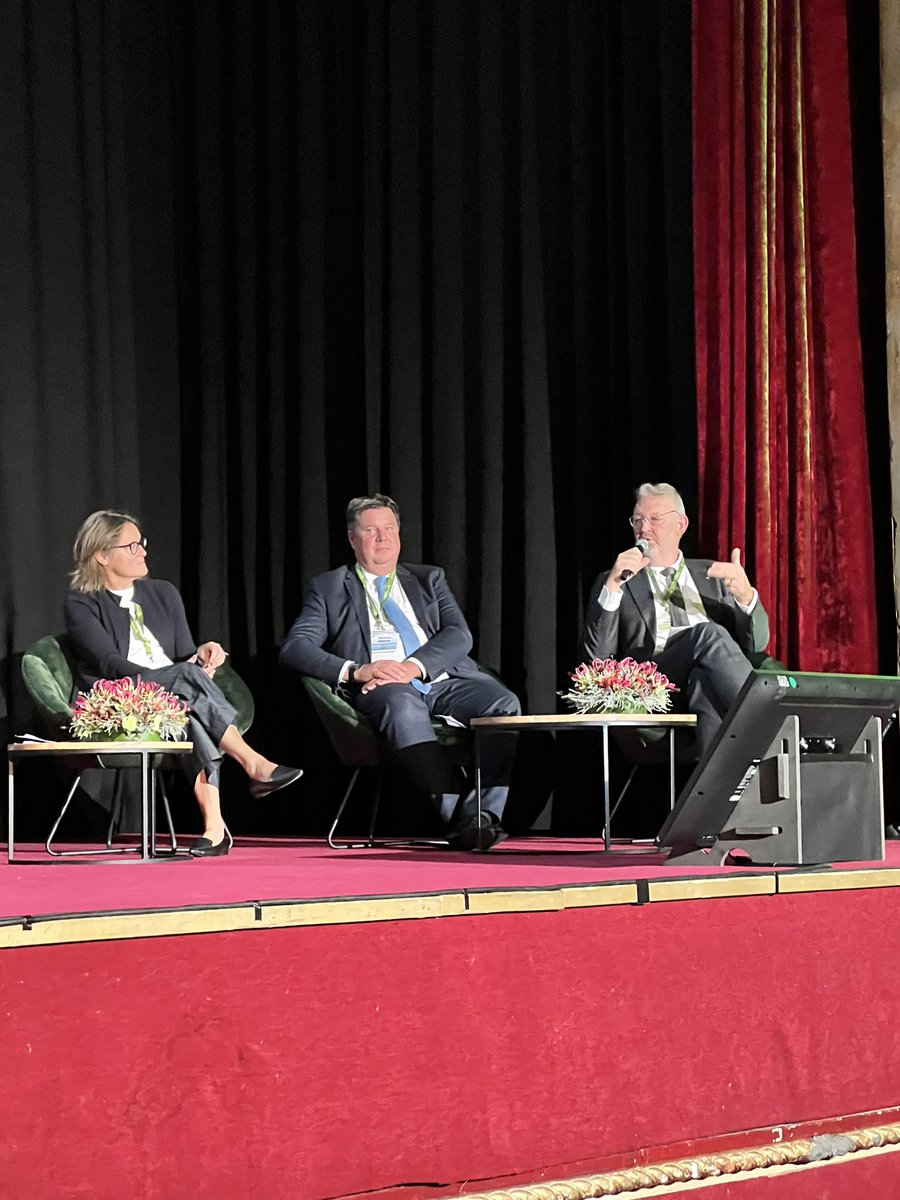 “At the beginning, companies were thinking about “how can I set up a project’. Now they think about how to collaborate with each other to create new #biobased value chains” - <a href="/DCarrez/">Dirk Carrez</a> BIC CEO #BIC10years
