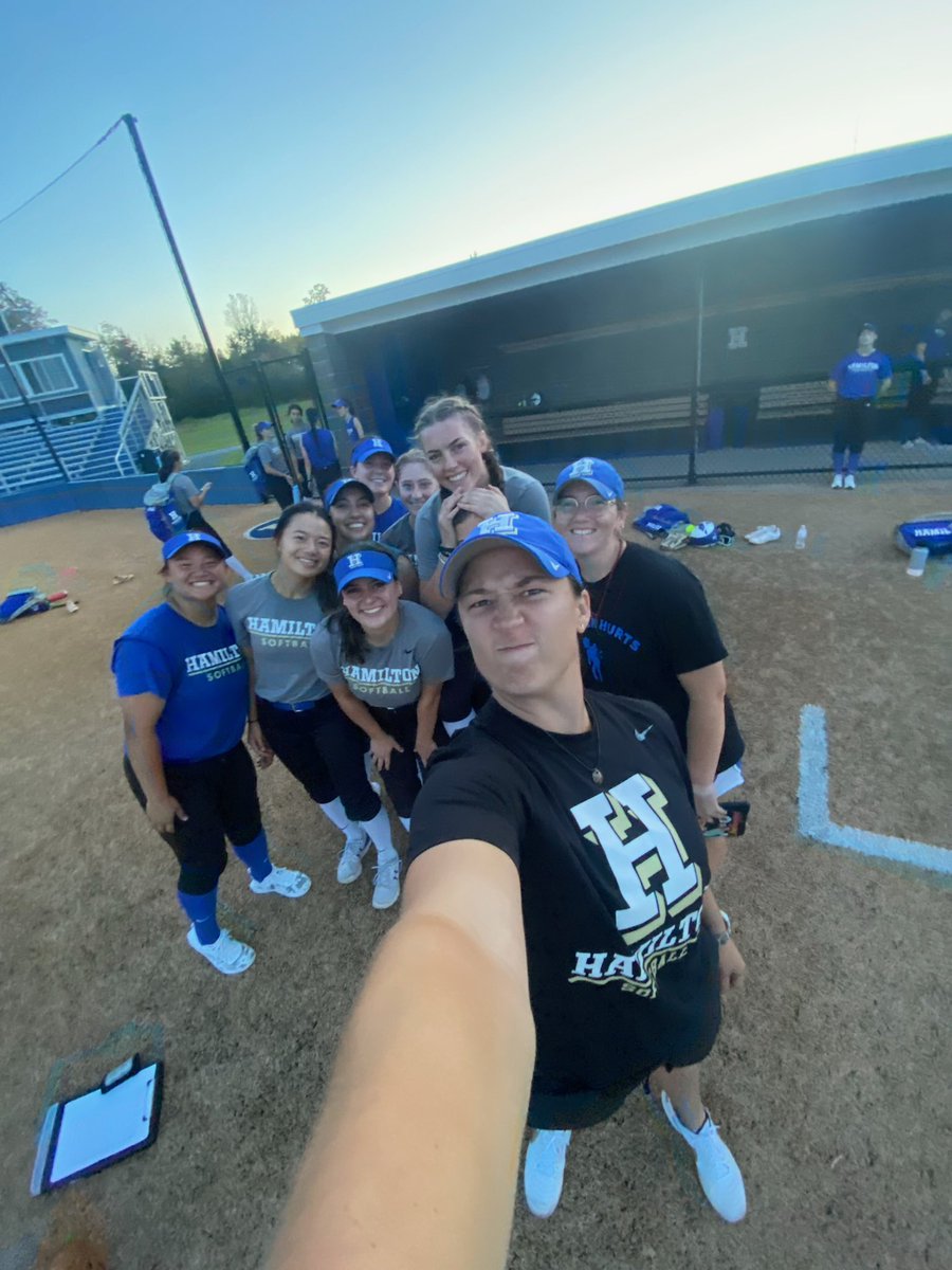 Hamilton College Softball tweet media