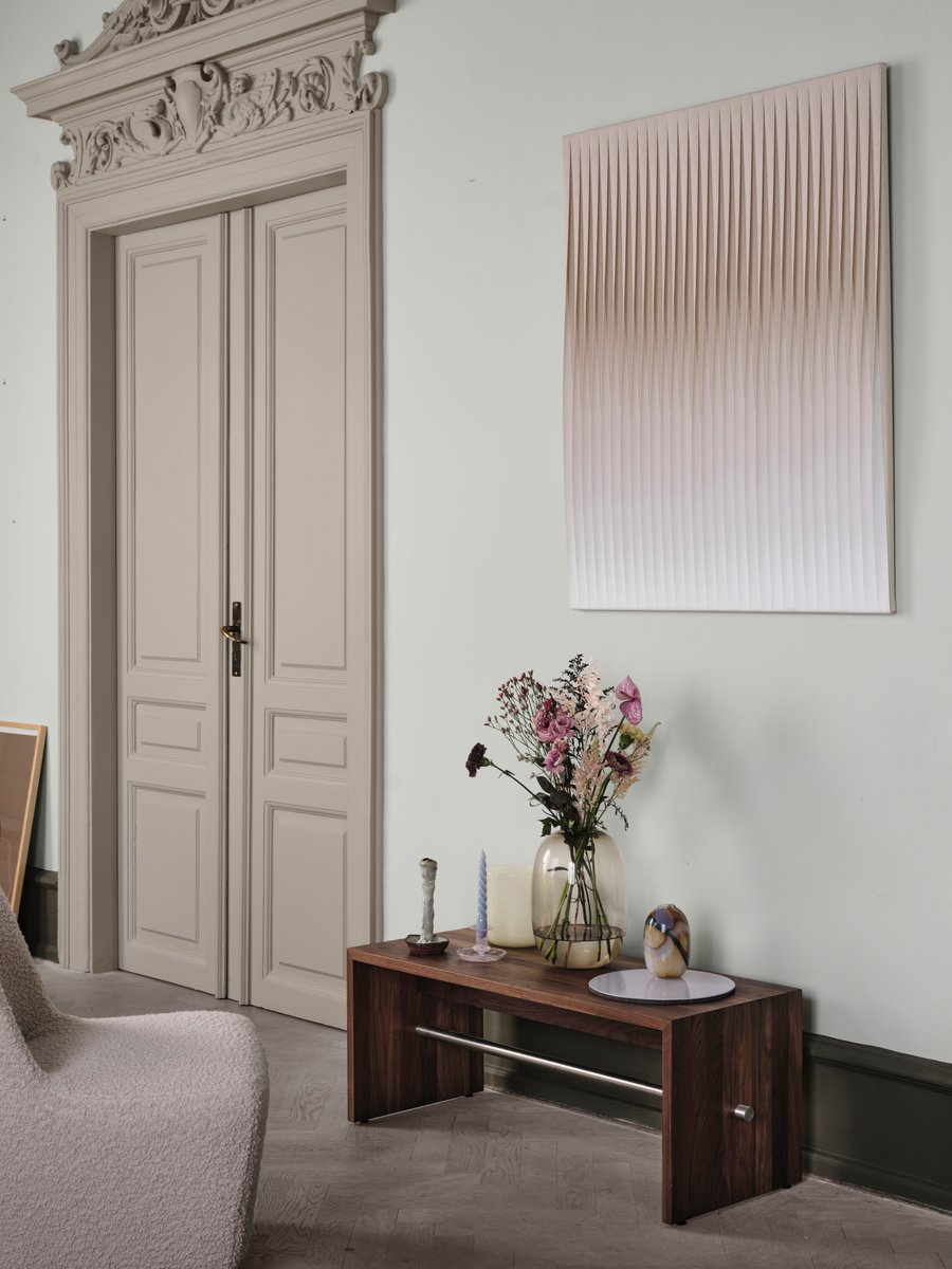 Ping-Pong Mini make s big impact as it takes the solid Ping-Pong form factor to smaller and yet obvious dimensions. Perfect as a coffee table, a smaller bench or just that convenient extra side table.

Peace, Love &amp; Good Design