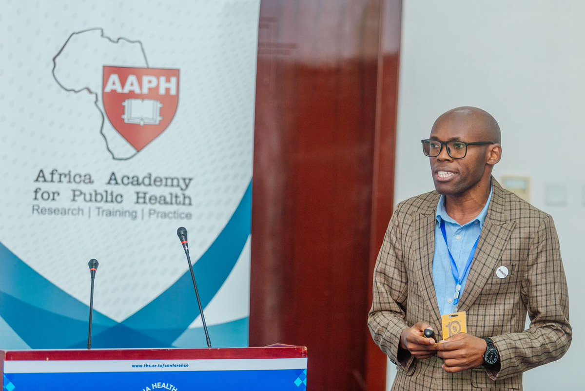 AAPH_Africa's tweet photo. Tanga CHMT & #AAPH_Africa at the #THS2023 @TzHealthSummit
Dr. Kisaka Kachua DAC of the Tanga City Council presenting on "Risky sexual behaviors among adolescents in the Tanga region, Tanzania."
#ForBetterPublicHealth #ARISE_Network
#Adolescent_Health #Sexual_Reproductive_Health https://t.co/sWOVDfk4kj