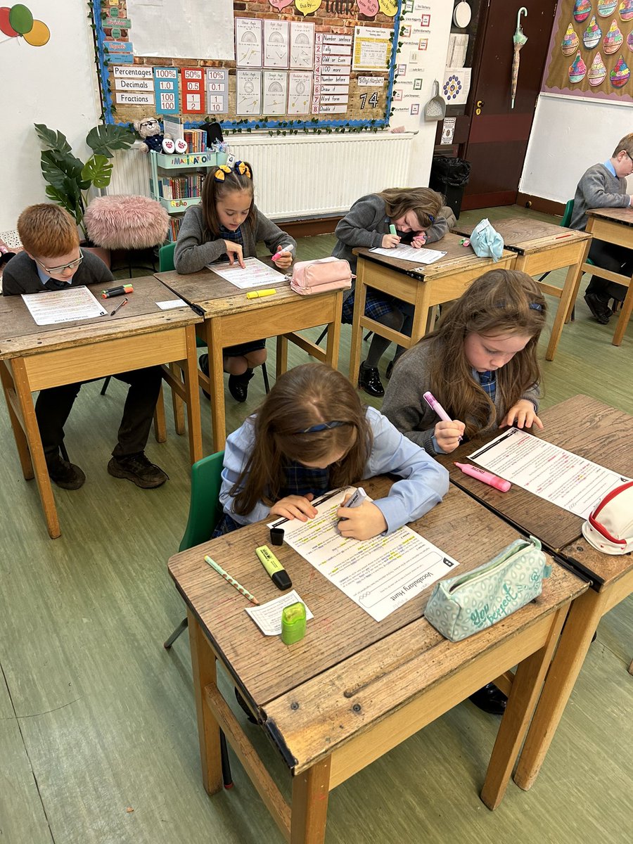 fernhillp5's tweet photo. Working hard during #TaughtWriting to identify nouns and adjectives within the text! #ForeverThriving #ThisIsWhereWeBelong๐๐ฉต #Confident #Committed ๐ https://t.co/grOKekxs1E